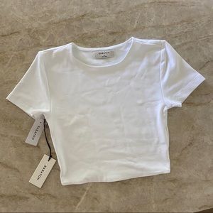Aritzia Contour Crew Cropped Tee